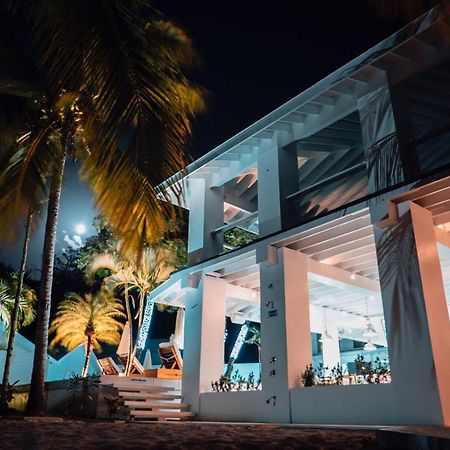 Отель Gecko House Вест-Энд Экстерьер фото